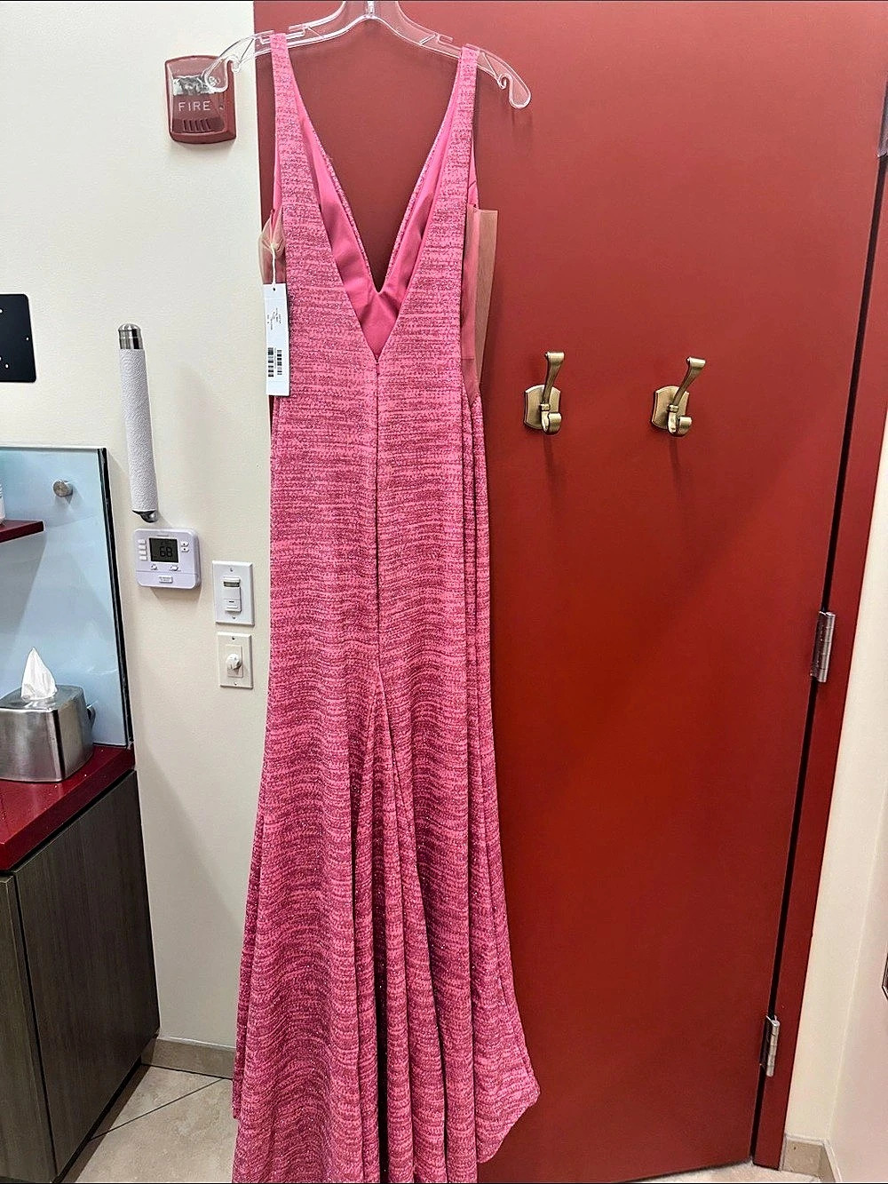 Jovani 02472 V-Neck Fitted Prom Dress Pink Maxi Dress Size 6